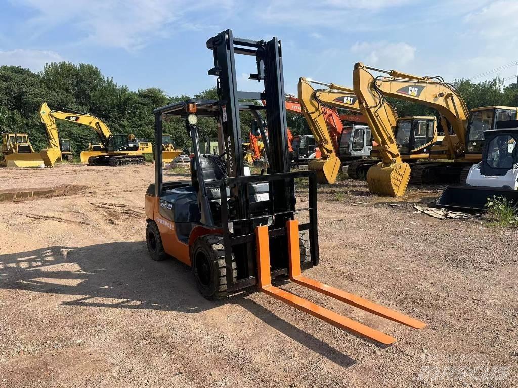 Toyota GENEO 30 Diesel heftrucks