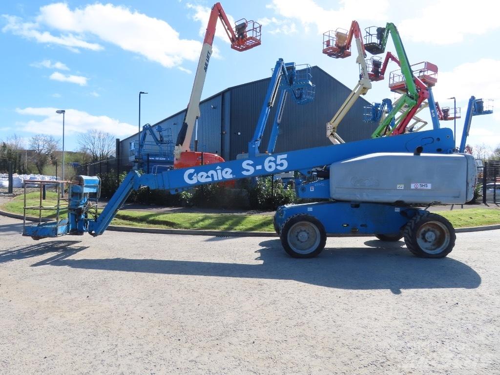 Genie S 65 Teleskopbühnen