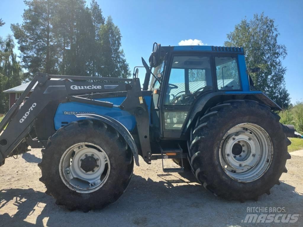 Valtra Valmet 8400-4 Traktoren