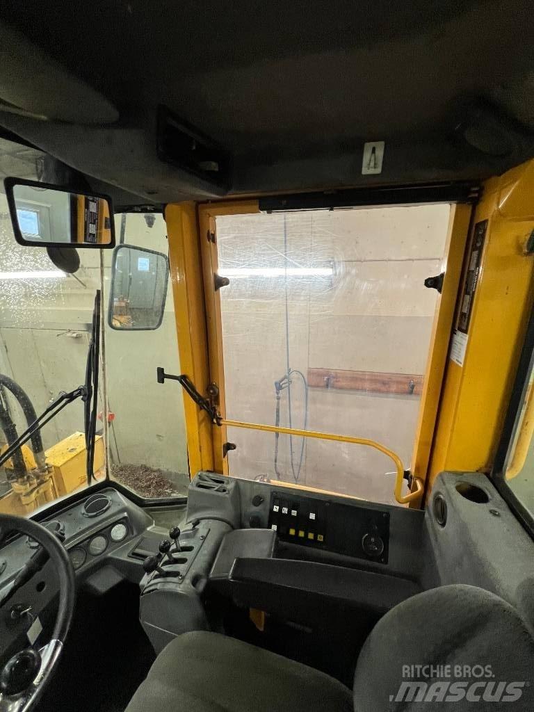 Volvo L90 B Radlader