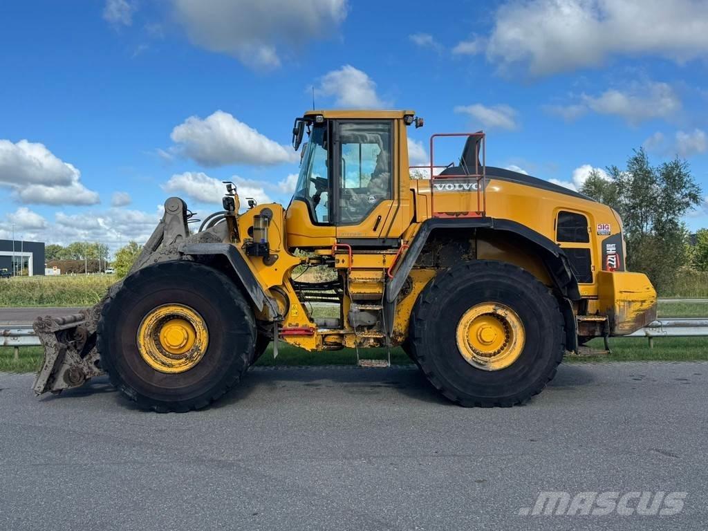 Volvo L220H Radlader