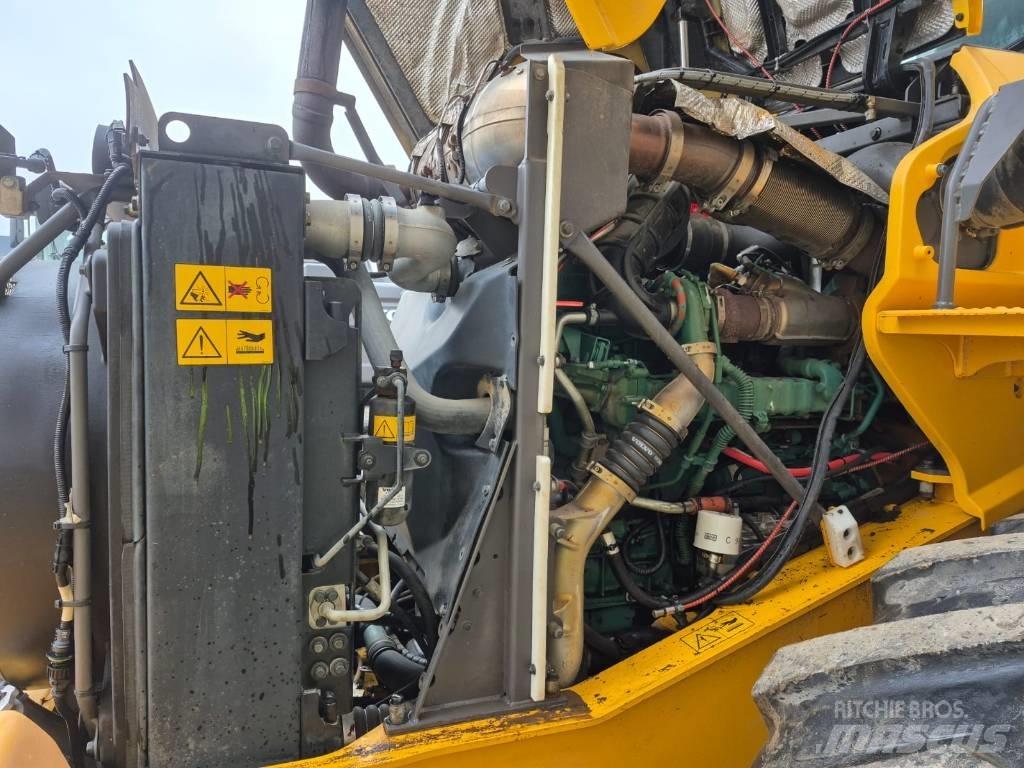 Volvo L90G Radlader