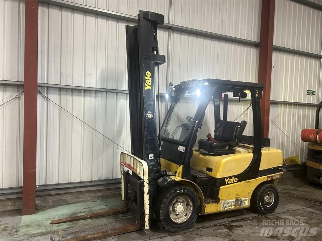 Yale GDP35VX Diesel heftrucks