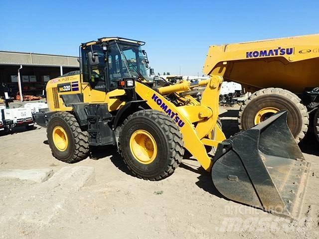 Komatsu WA320-8 Radlader