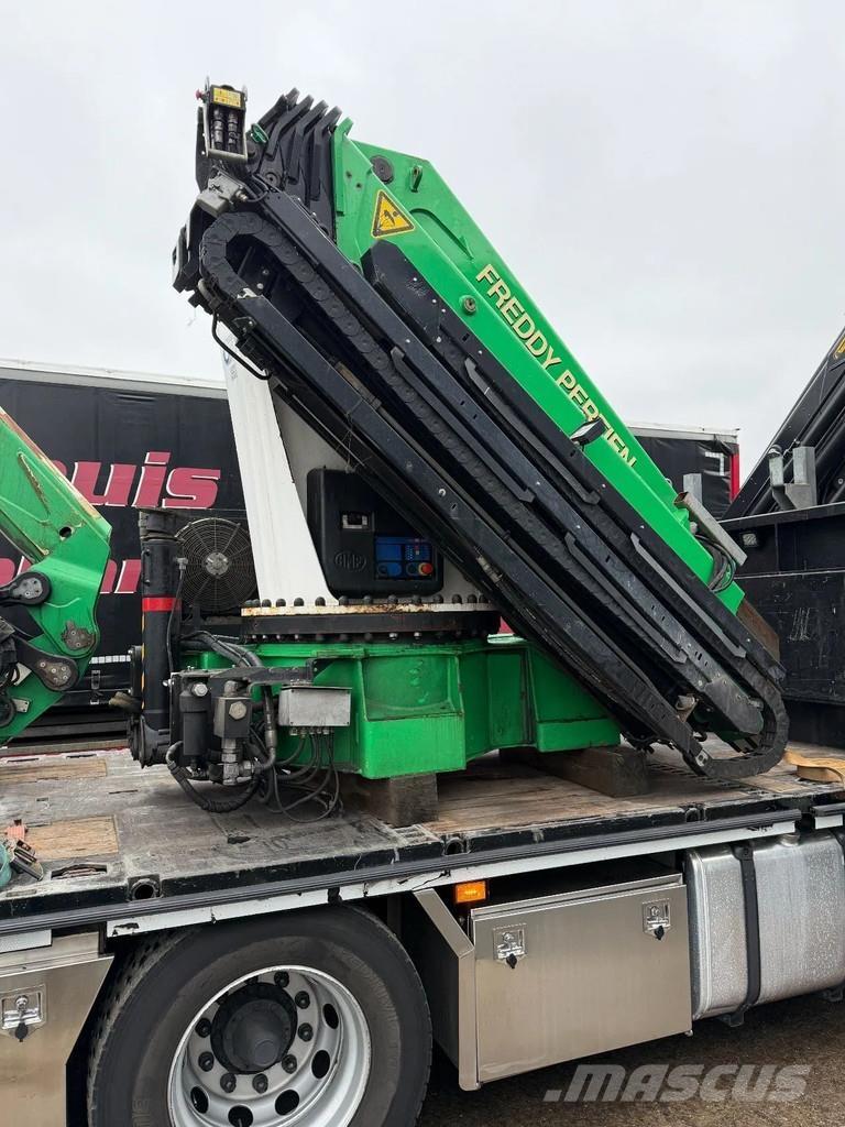  55 tm met Flyjib Ladekrane