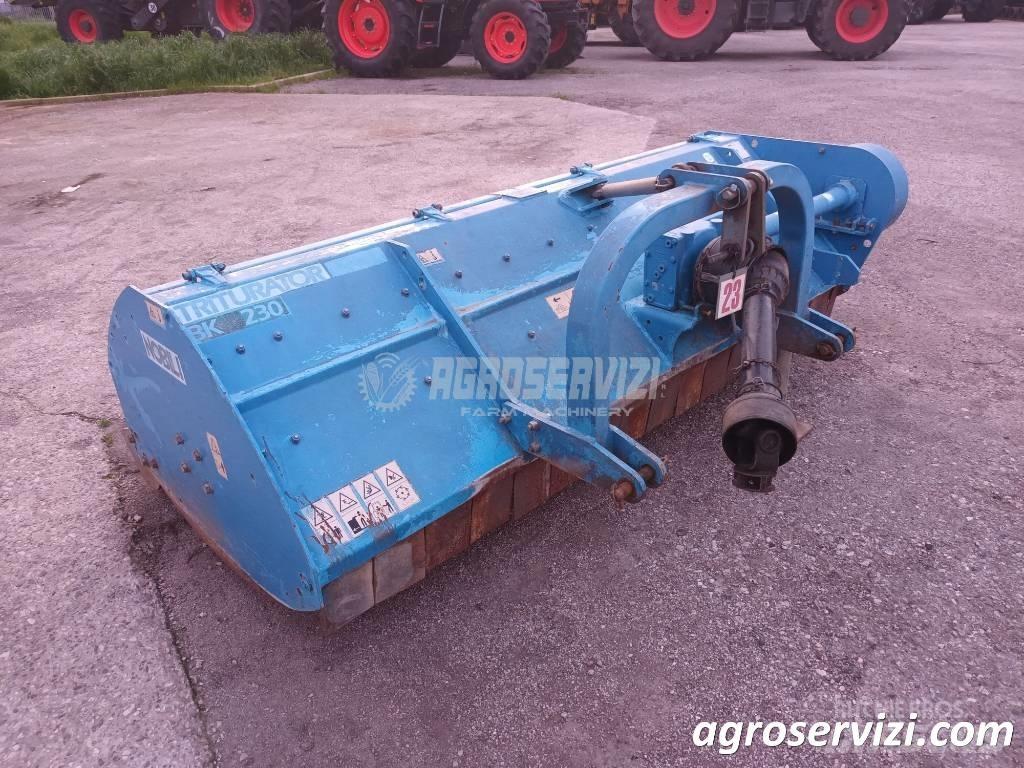 Nobili BK 230 Feldhäcksler