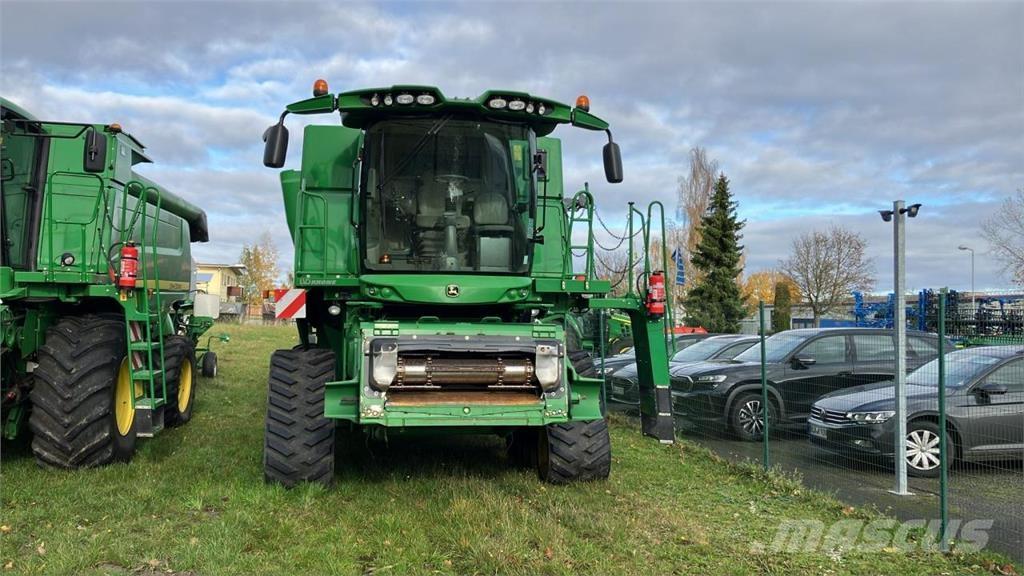 John Deere S680 Mähdrescher