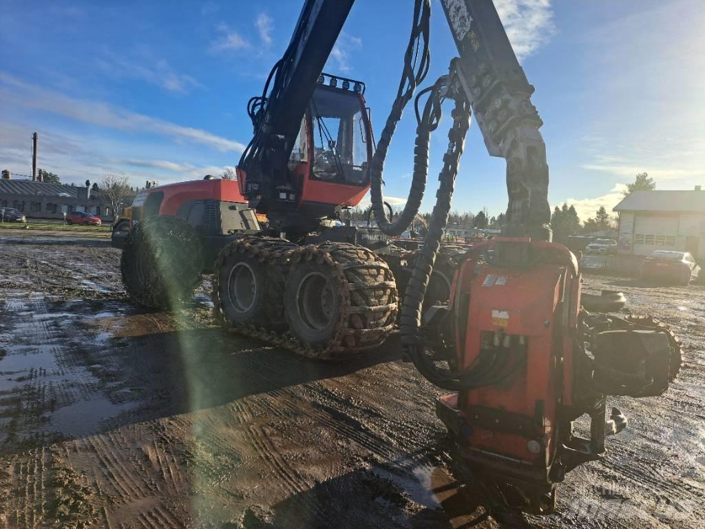 Komatsu 931 Harvester