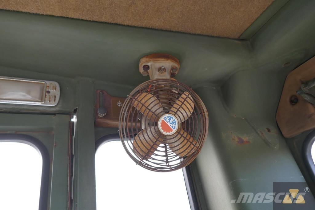 CAT 130G Ex-army Grader