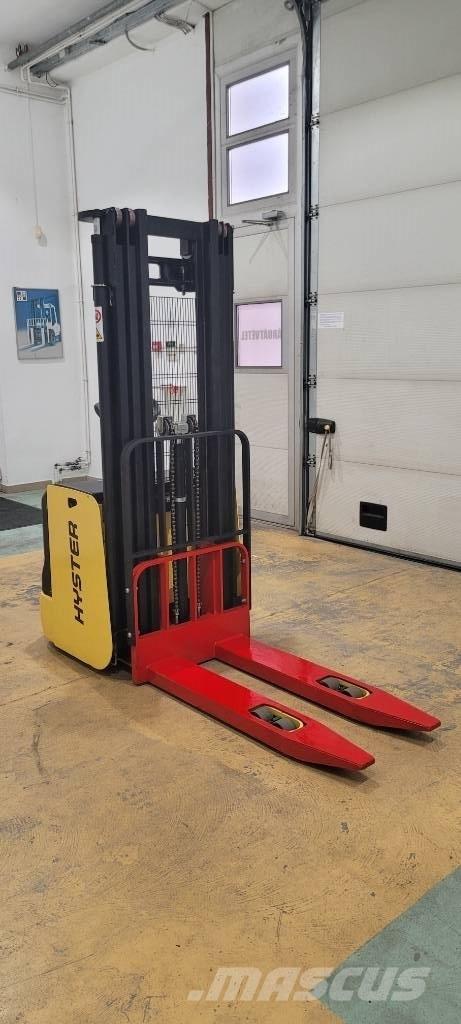 Hyster S 1.4 AC Zelfrijdende stapelaars