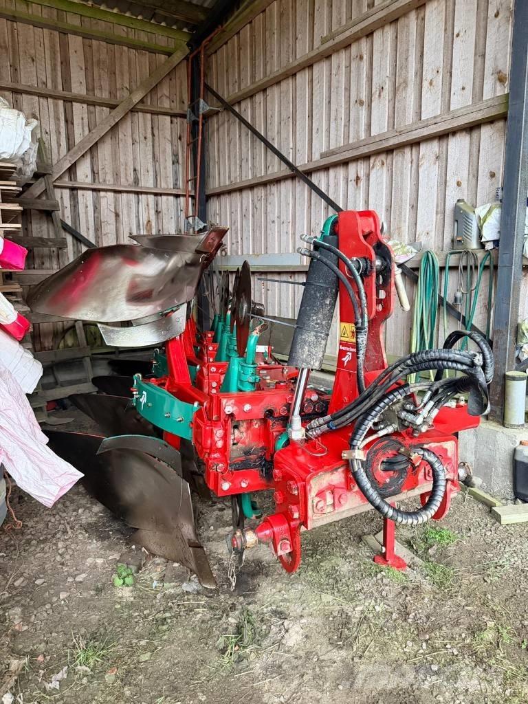 Kverneland ES85 Wendepflüge