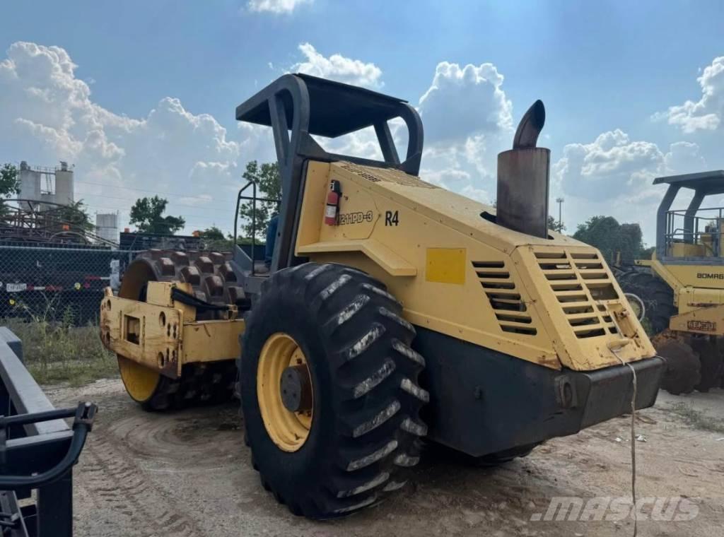 Bomag BW 211 P D-3 Walzenzüge