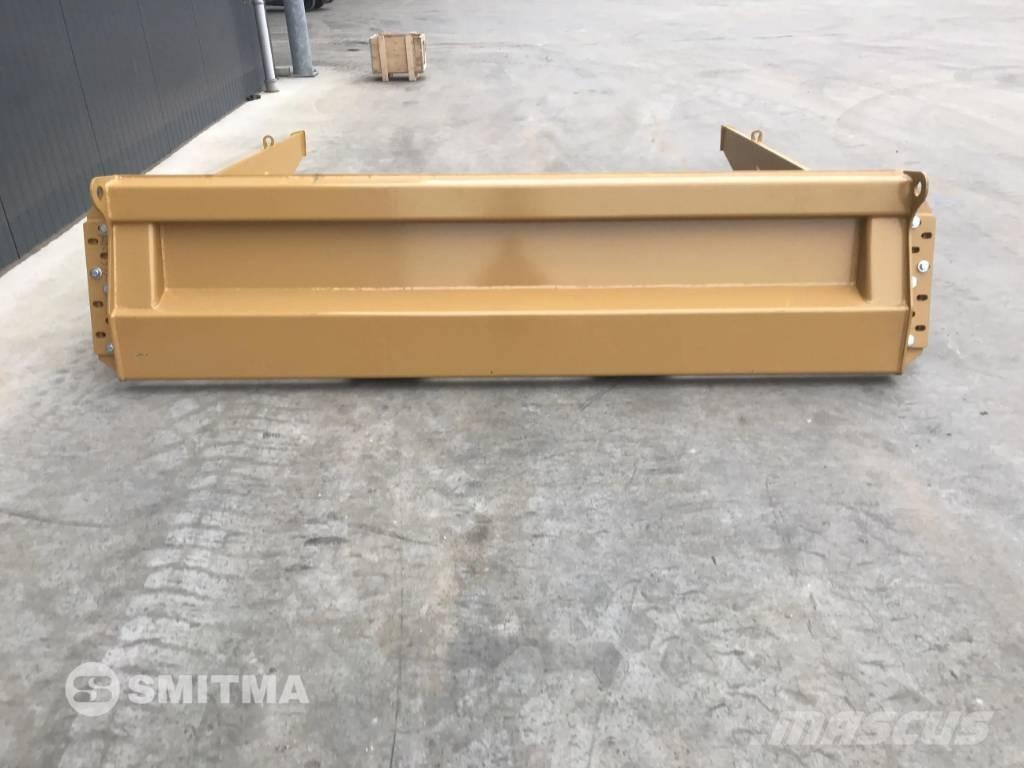 CAT 725C Heckklappe