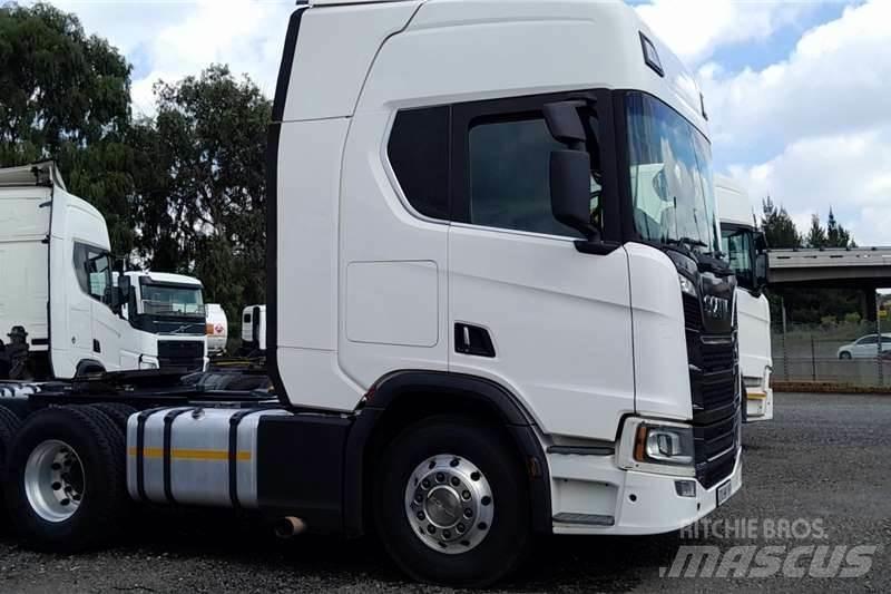 Scania R560 Andere Fahrzeuge