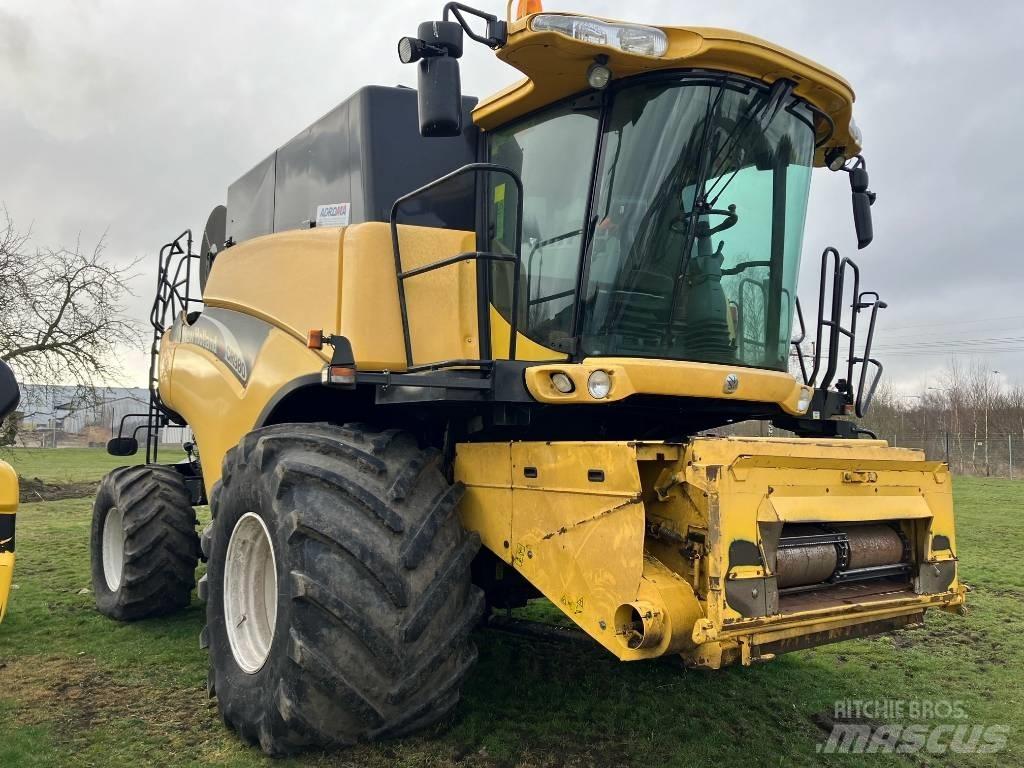 New Holland CR 980 Mähdrescher