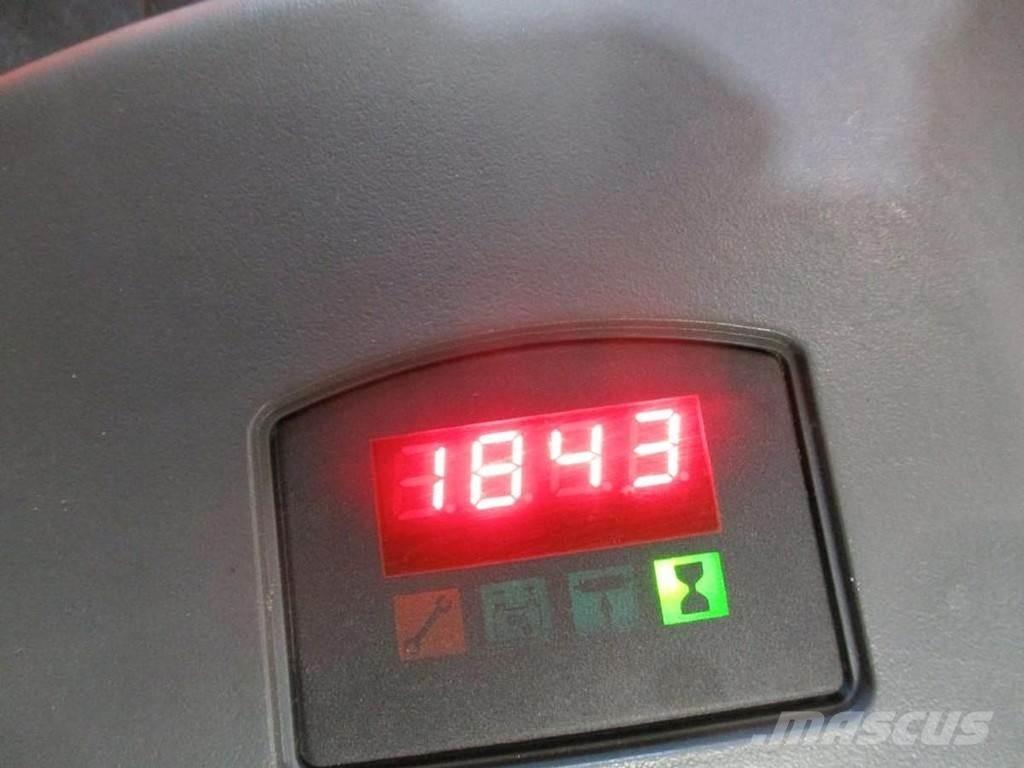 BT SPE120 XRD Gabelstapler mit Fahrerstand