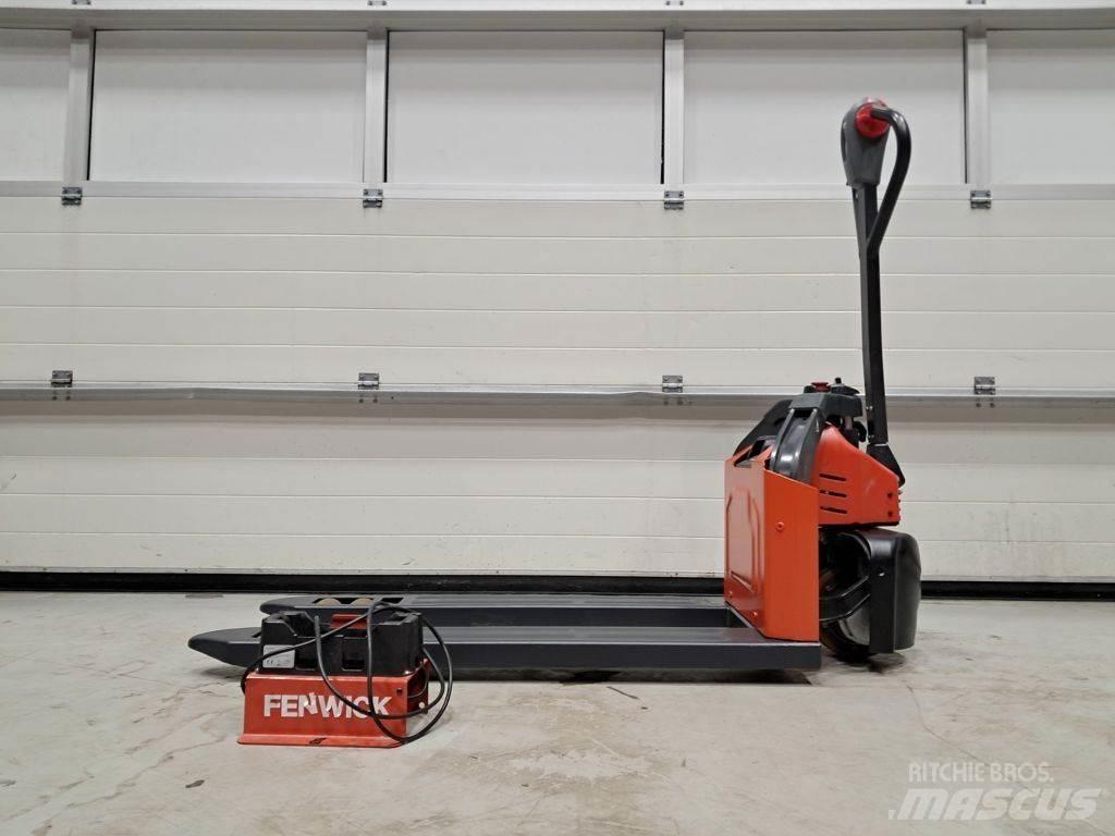 Linde MT12 Niedergabelstapler