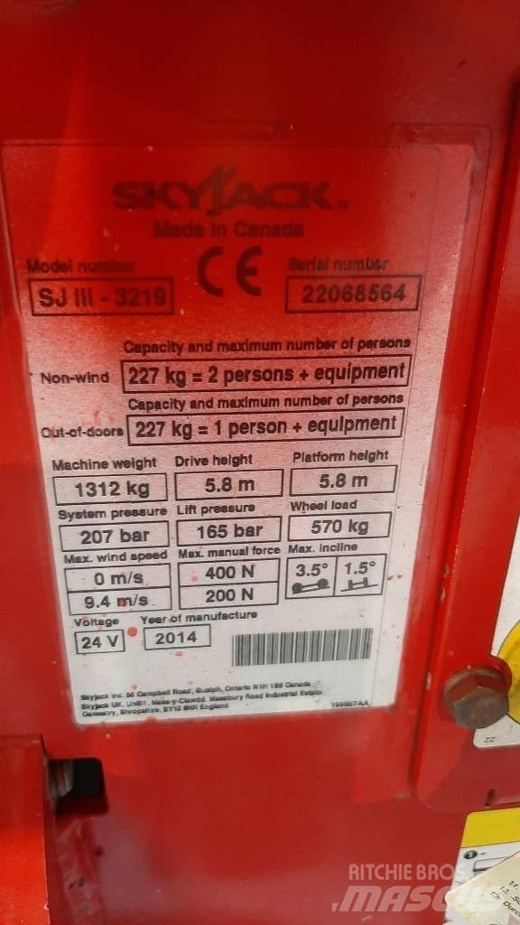 SkyJack SJIII 3219 Scheren-Arbeitsbühnen