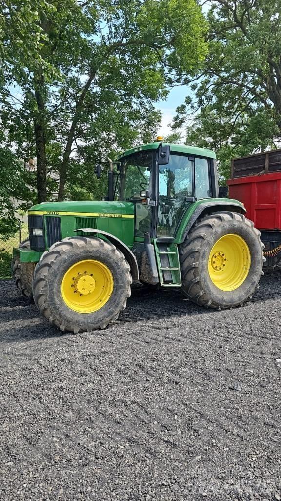John Deere 6910 Traktoren