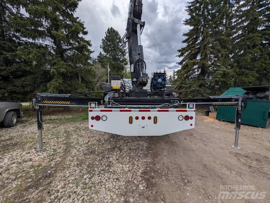 International 7500 Kranwagen