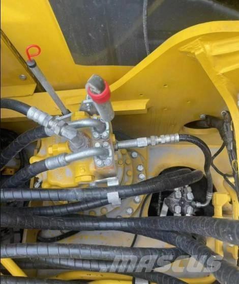 Komatsu 220-8K Raupenbagger