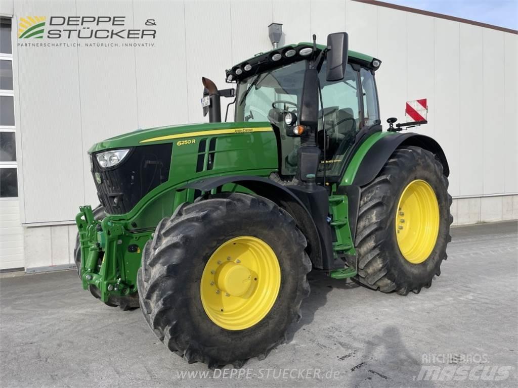John Deere 6250R Traktoren