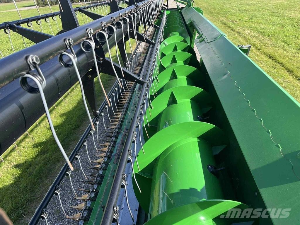 John Deere T 670 i Mähdrescher