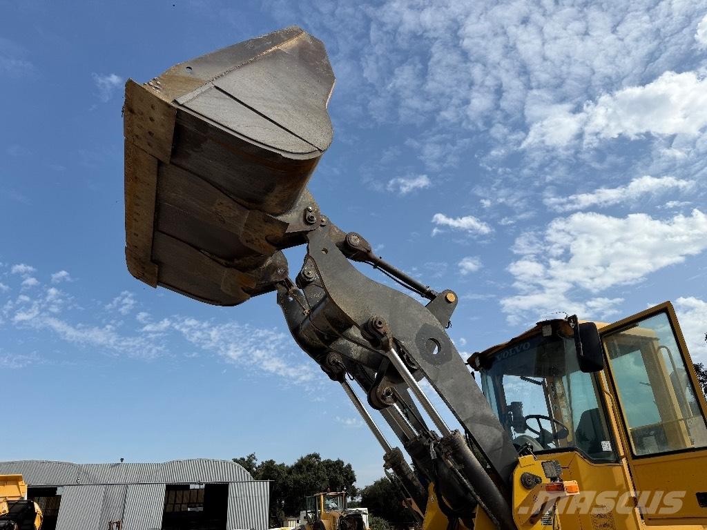 Volvo L 90 E Radlader