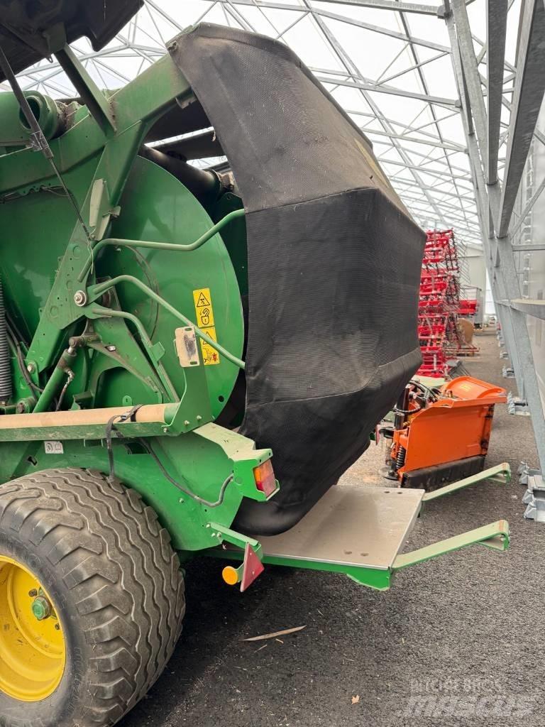 John Deere 960 Rundballenpressen