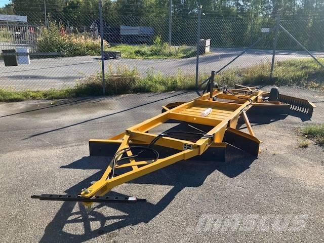 Vreten V3-220 Planiergeräte