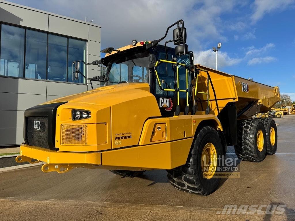 CAT 730 Dumper - Knickgelenk