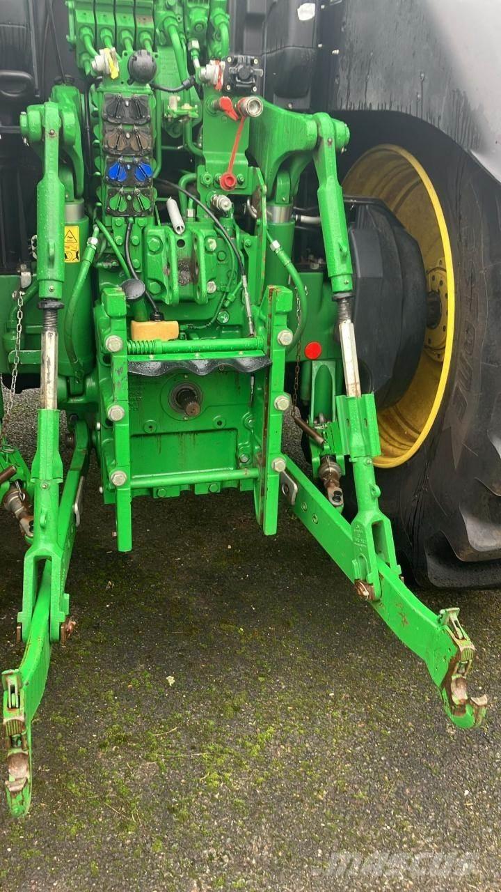 John Deere 6230R Traktoren