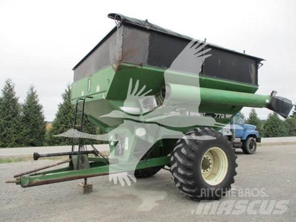 Brent 772 Getreideanhänger