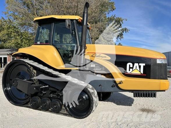 CAT CH45 Traktoren