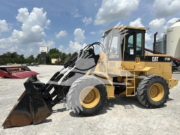 CAT IT18F Radlader