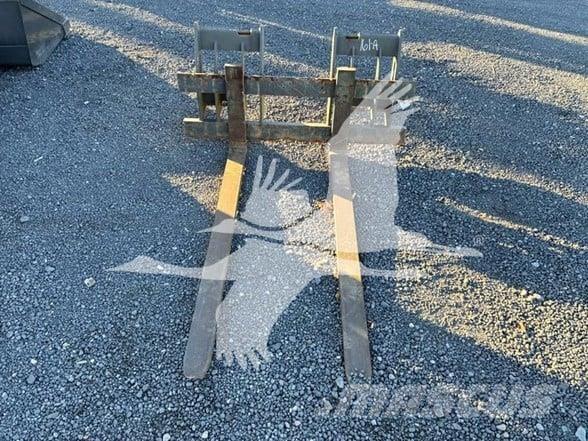 CNH 60 FORKS Sonstige Baumaschinen