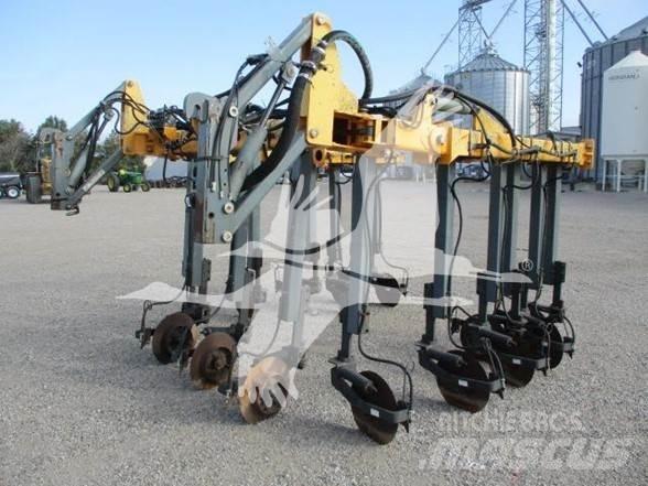Hagie NTB16 Mineraldüngerstreuer