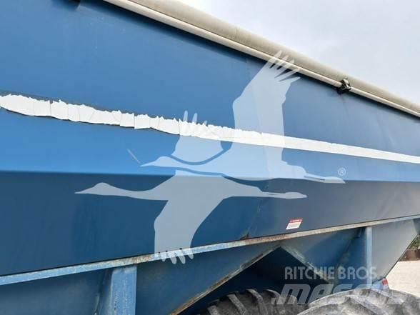 Kinze 840 Getreideanhänger