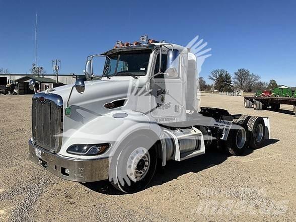 Peterbilt 384 Sattelzugmaschinen