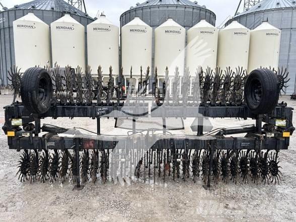 YETTER 3530 Sonstige Bodenbearbeitung