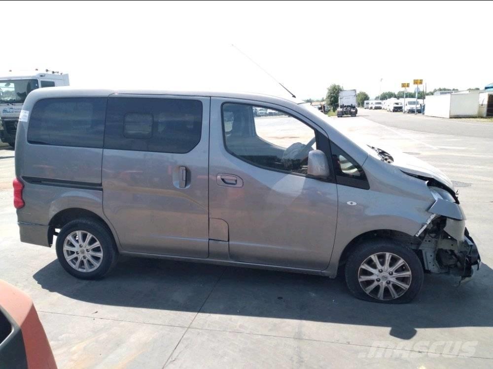 Nissan NV 200 Lieferwagen