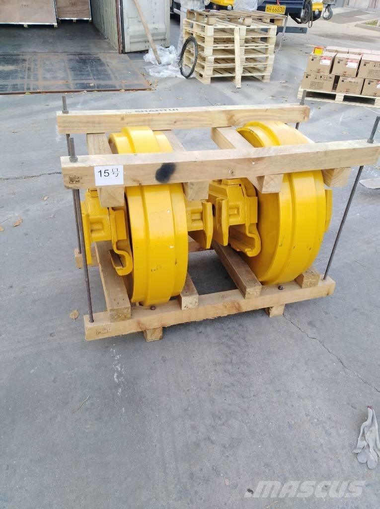 Komatsu D85E-18 Ketten