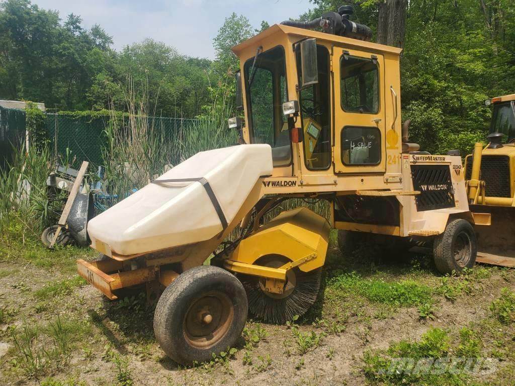  WALDIN SW250 Kehrmaschine