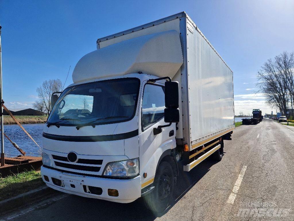 Hino 3815 Kofferaufbau