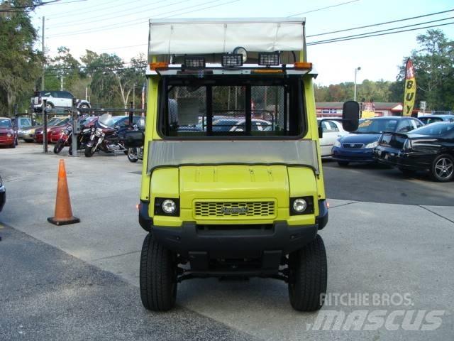 Kawasaki MULE 6X4 Arbeitsfahrzeuge