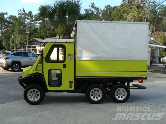 Kawasaki MULE 6X4 Arbeitsfahrzeuge