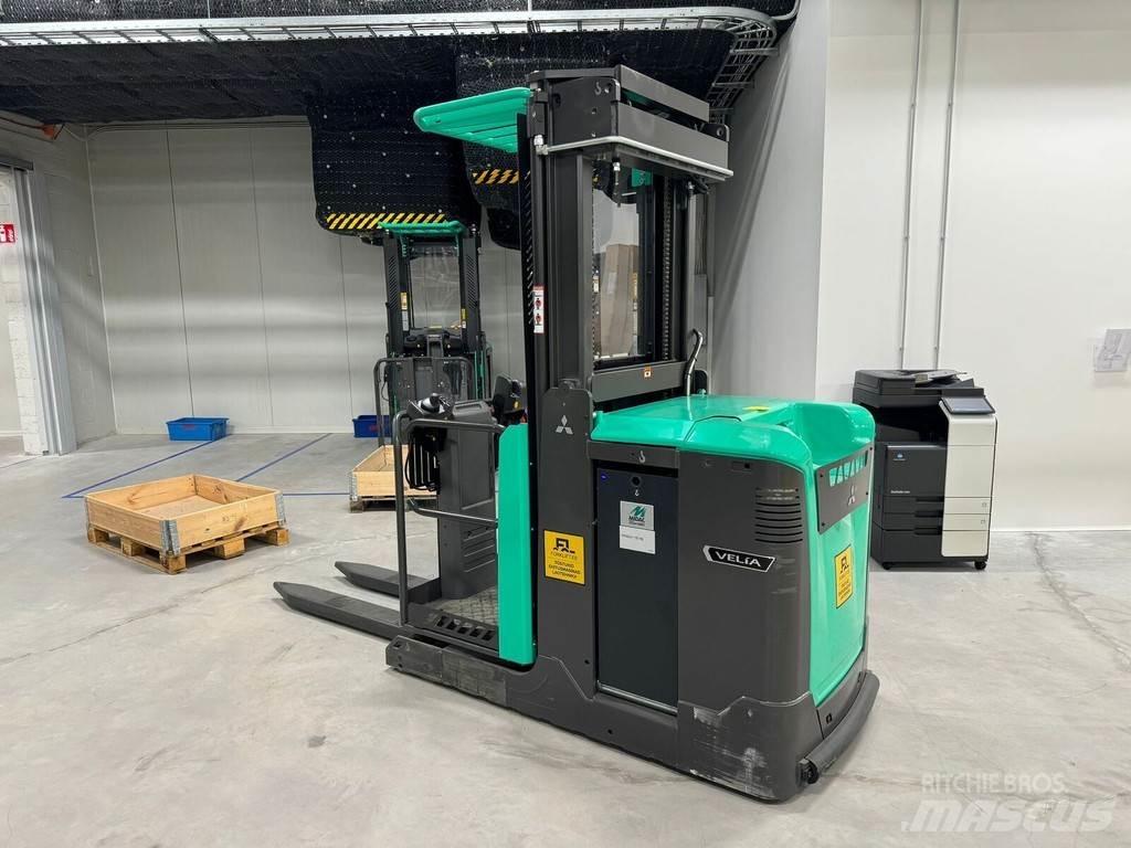 Mitsubishi OPBM10P Mittelhub-Kommissionierer