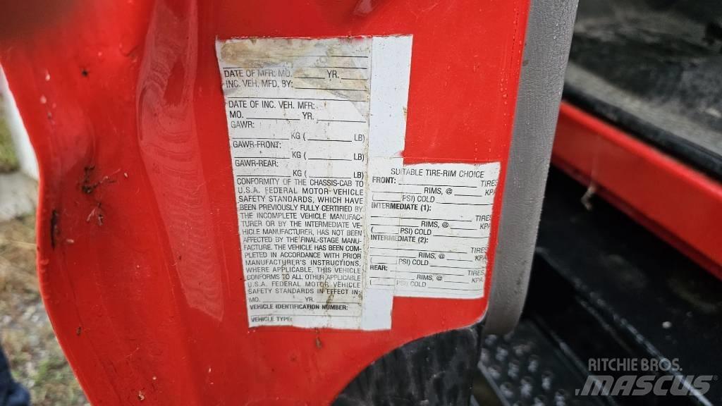 Ford F650 Pritschenwagen/Pritschenwagen mit Seitenklappe