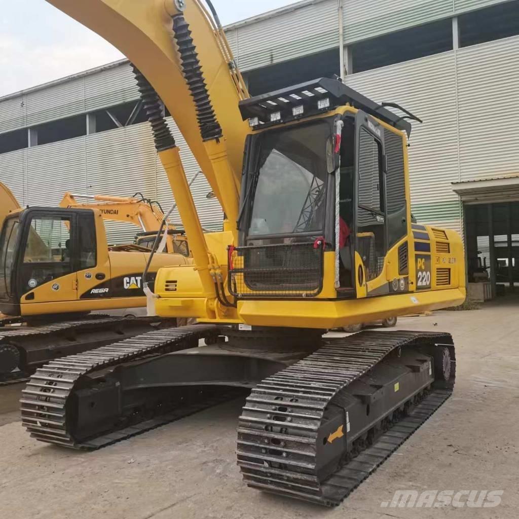 Komatsu PC 220-8 Raupenbagger