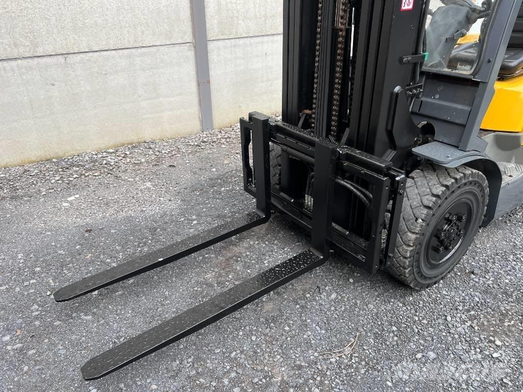 TCM FD30T3 Diesel heftrucks